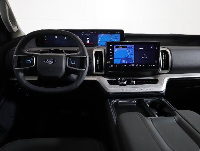 Certified 2025 Ford Expedition Active AWD/4WD image 14