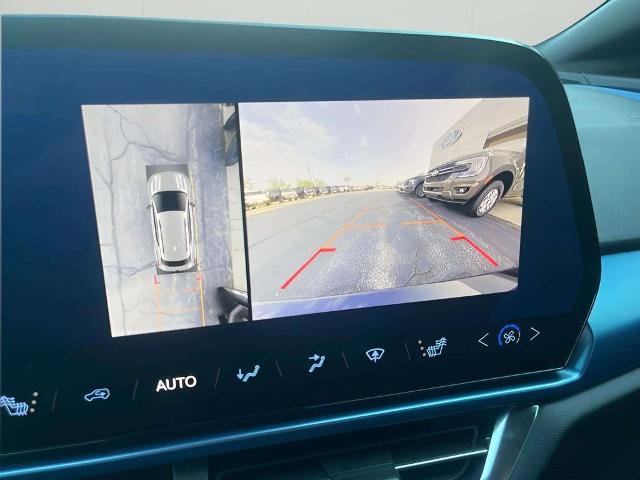 Used 2024 Chevrolet Equinox EV LT FWD image 27