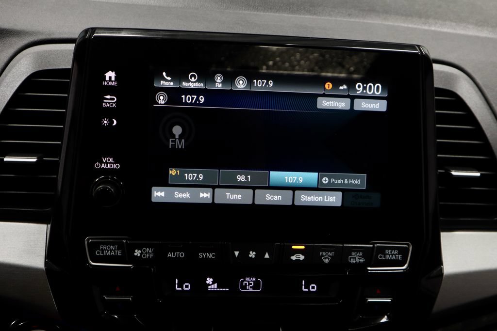 Used 2023 Honda Odyssey Touring image 3