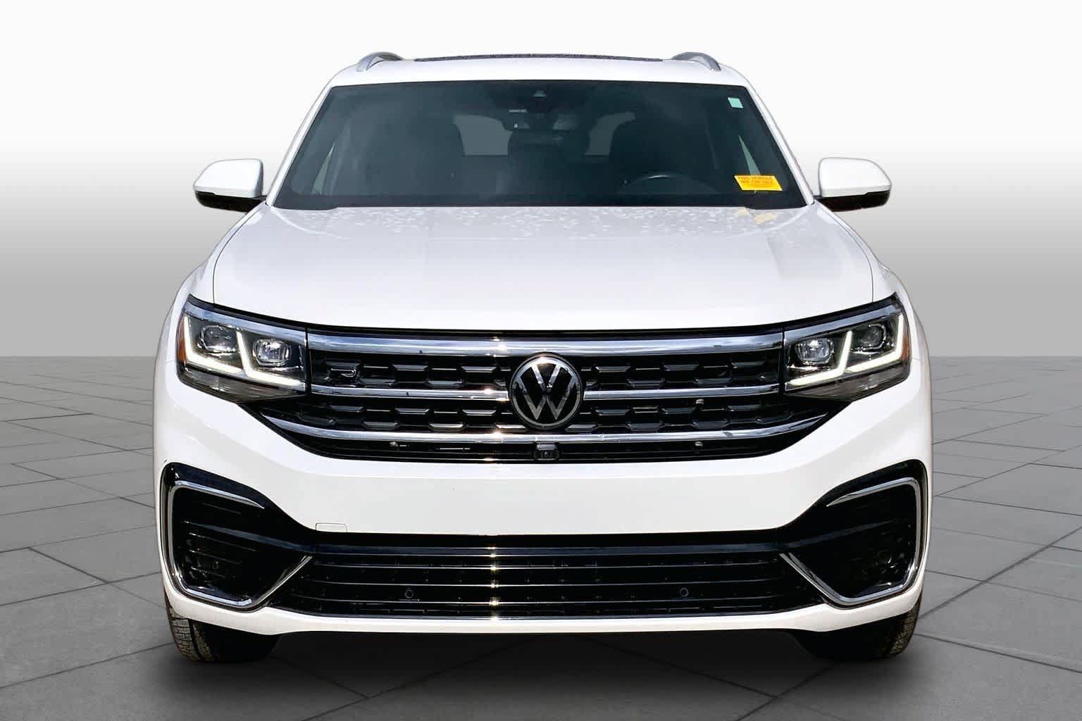Used 2023 Volkswagen Atlas Cross Sport SEL Premium R-Line AWD/4WD image 4