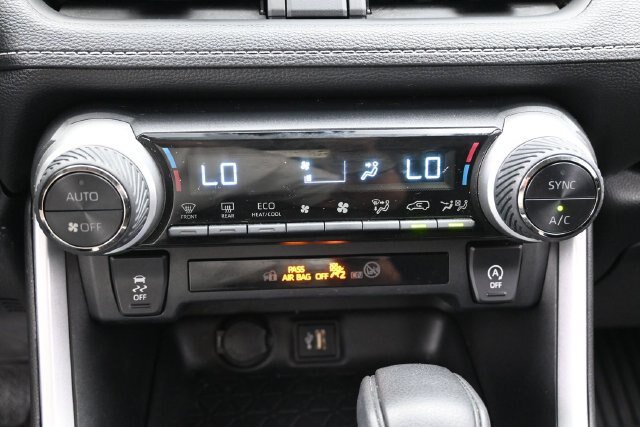 Used 2024 Toyota RAV4 XLE FWD image 22