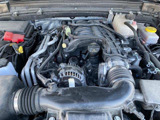 Used 2024 Jeep Wrangler Sahara w/ Dual Top Group image 32