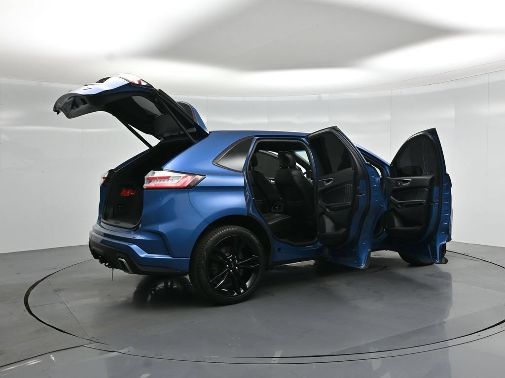 Certified 2019 Ford Edge ST w/ Equipment Group 401A AWD/4WD image 6