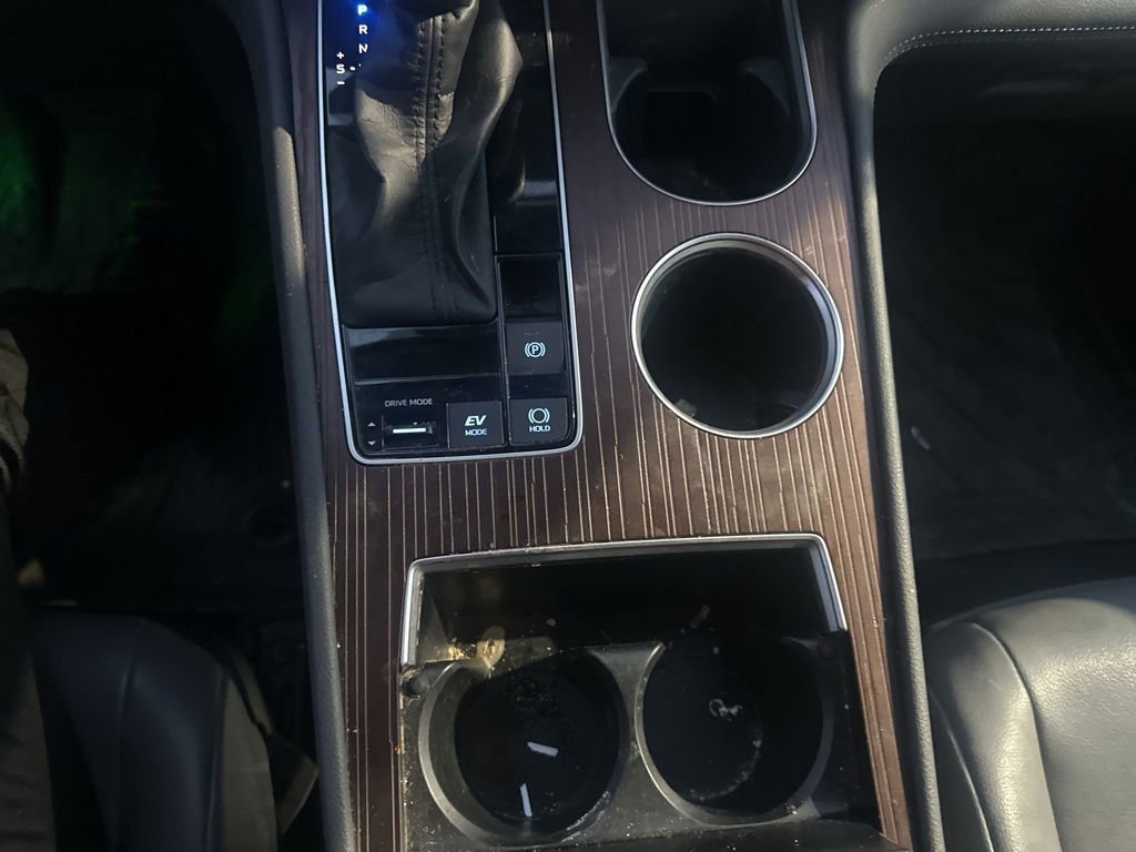 Used 2022 Toyota Sienna XLE image 17