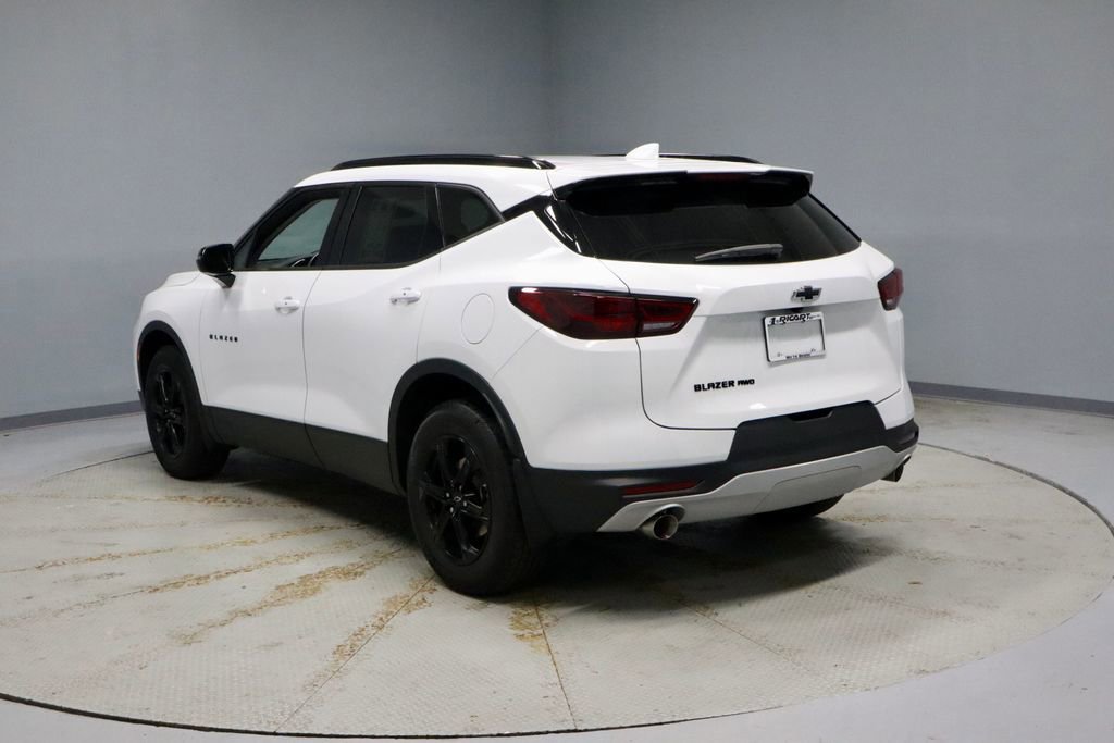 Used 2024 Chevrolet Blazer LT w/ Midnight/Sport Edition image 3