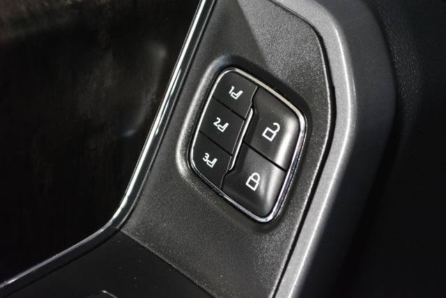 Certified 2023 Ford F250 Lariat w/ Lariat Ultimate Package AWD/4WD image 17