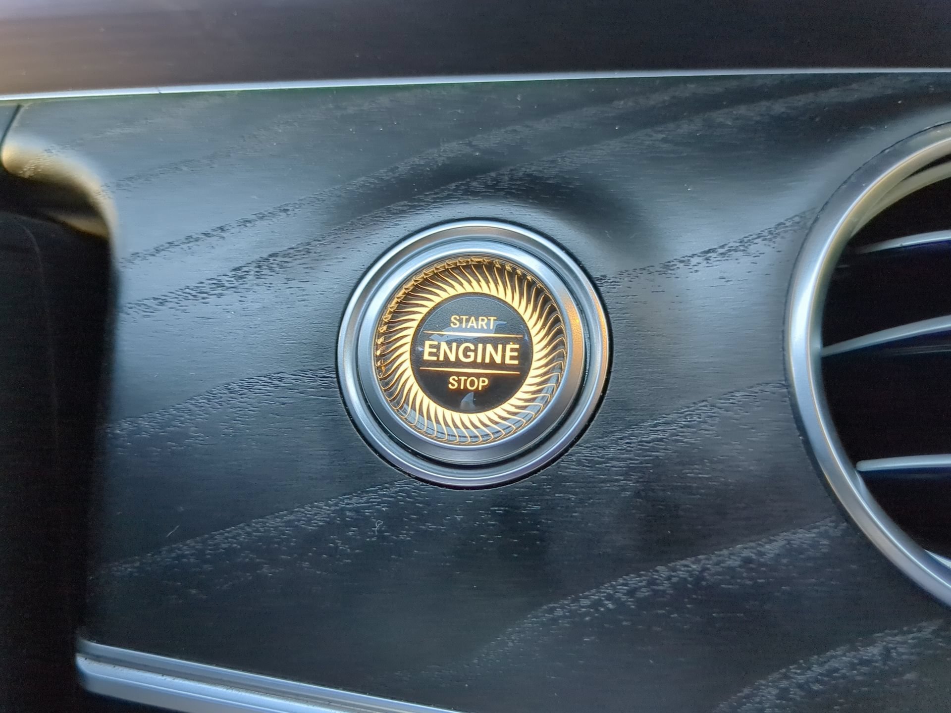 Used 2017 Mercedes-Benz E 300 image 69