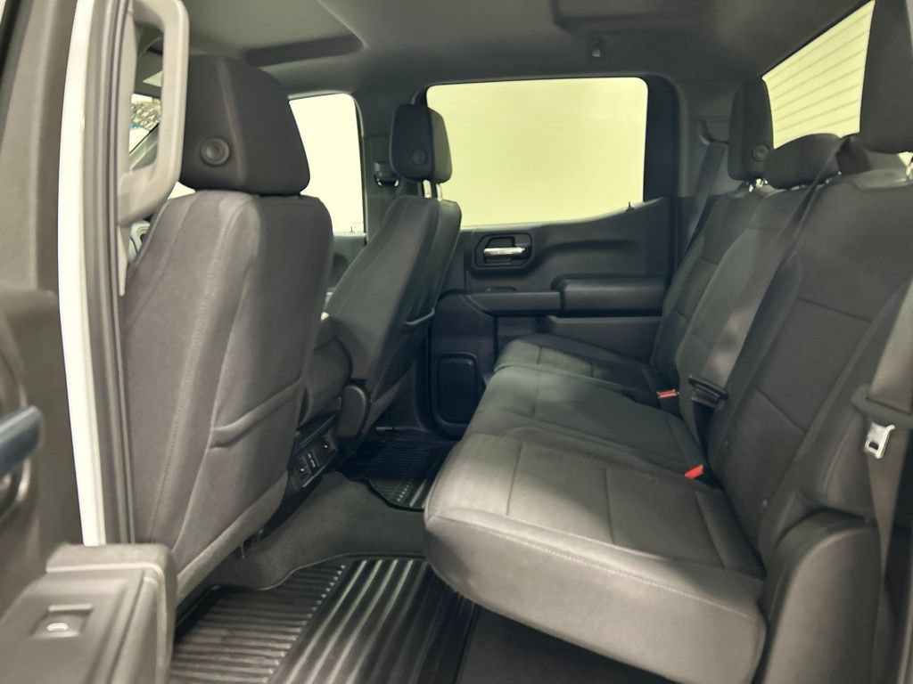 Used 2025 Chevrolet Silverado 1500 Custom Trail Boss w/ Dark Appearance Package AWD/4WD image 25