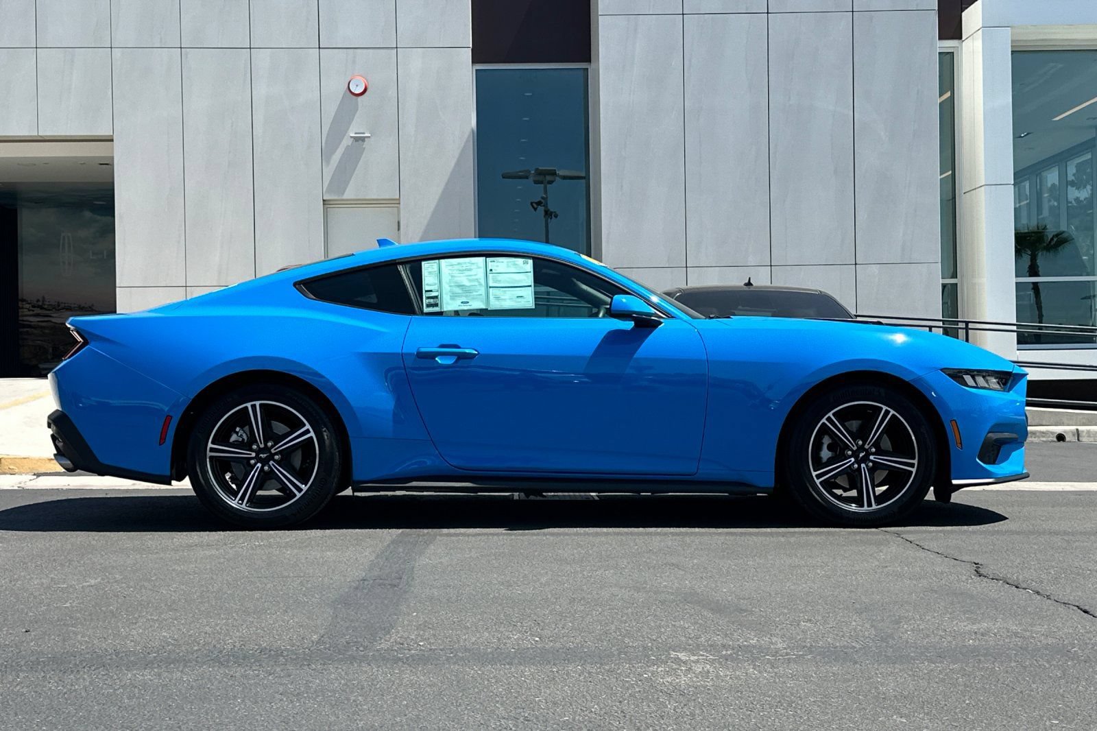 Certified 2025 Ford Mustang Coupe RWD image 2
