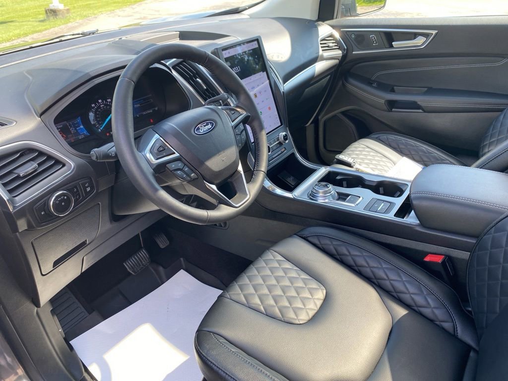 Certified 2024 Ford Edge Titanium AWD/4WD image 26