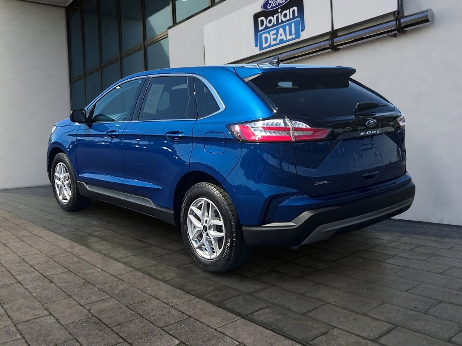 Certified 2023 Ford Edge SEL w/ Convenience Package AWD/4WD image 5