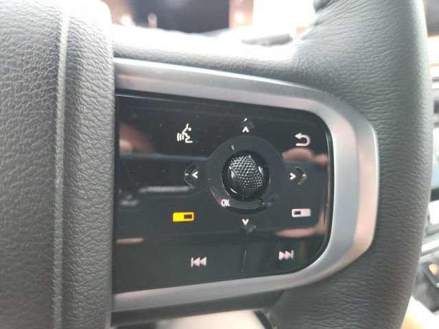 Used 2025 Nissan Armada SL w/ Captain's Chari Seat Package RWD image 33