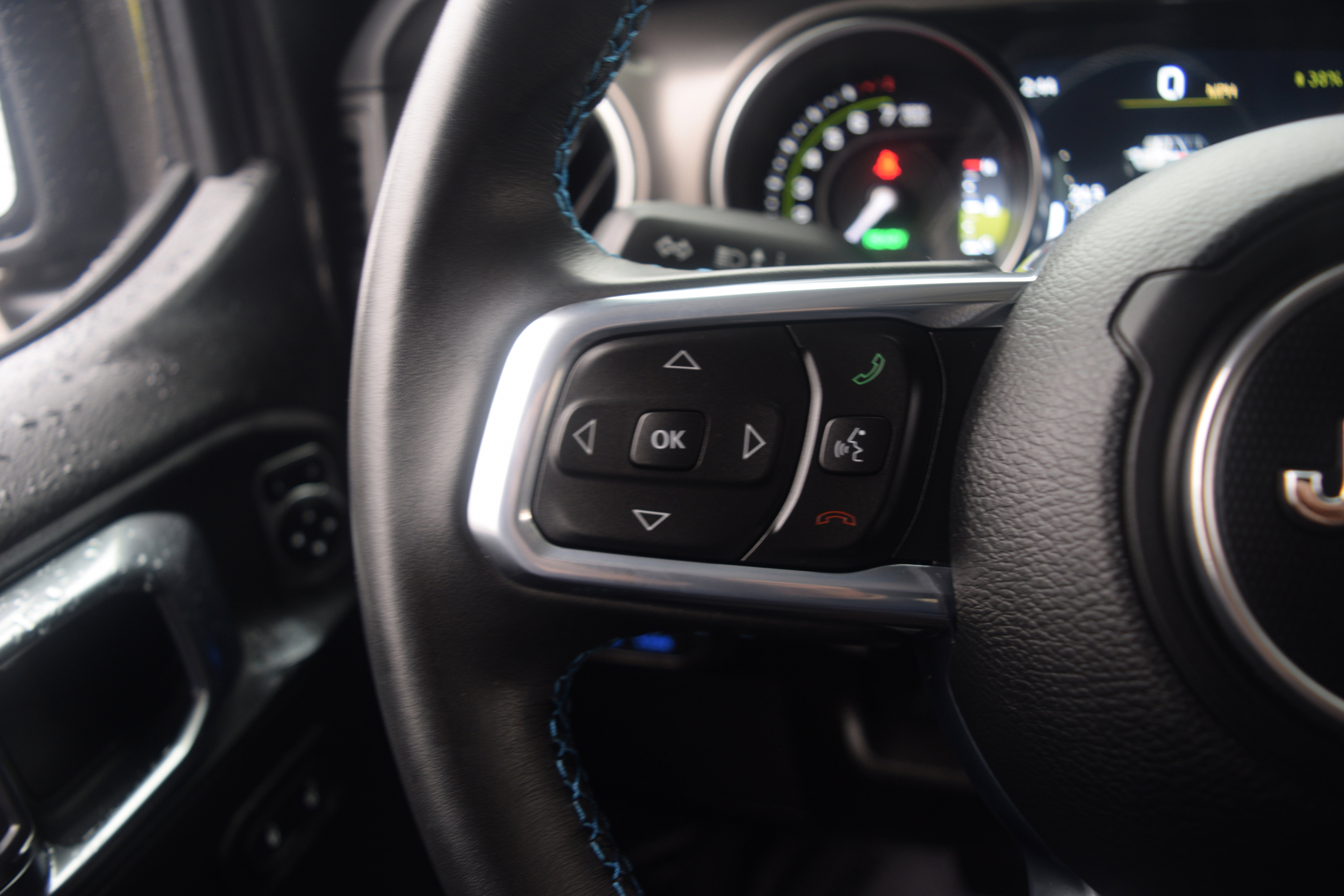 Used 2022 Jeep Wrangler Unlimited Rubicon w/ Steel Bumper Group image 6