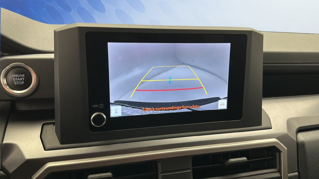 Used 2025 Toyota 4Runner SR5 AWD/4WD image 18