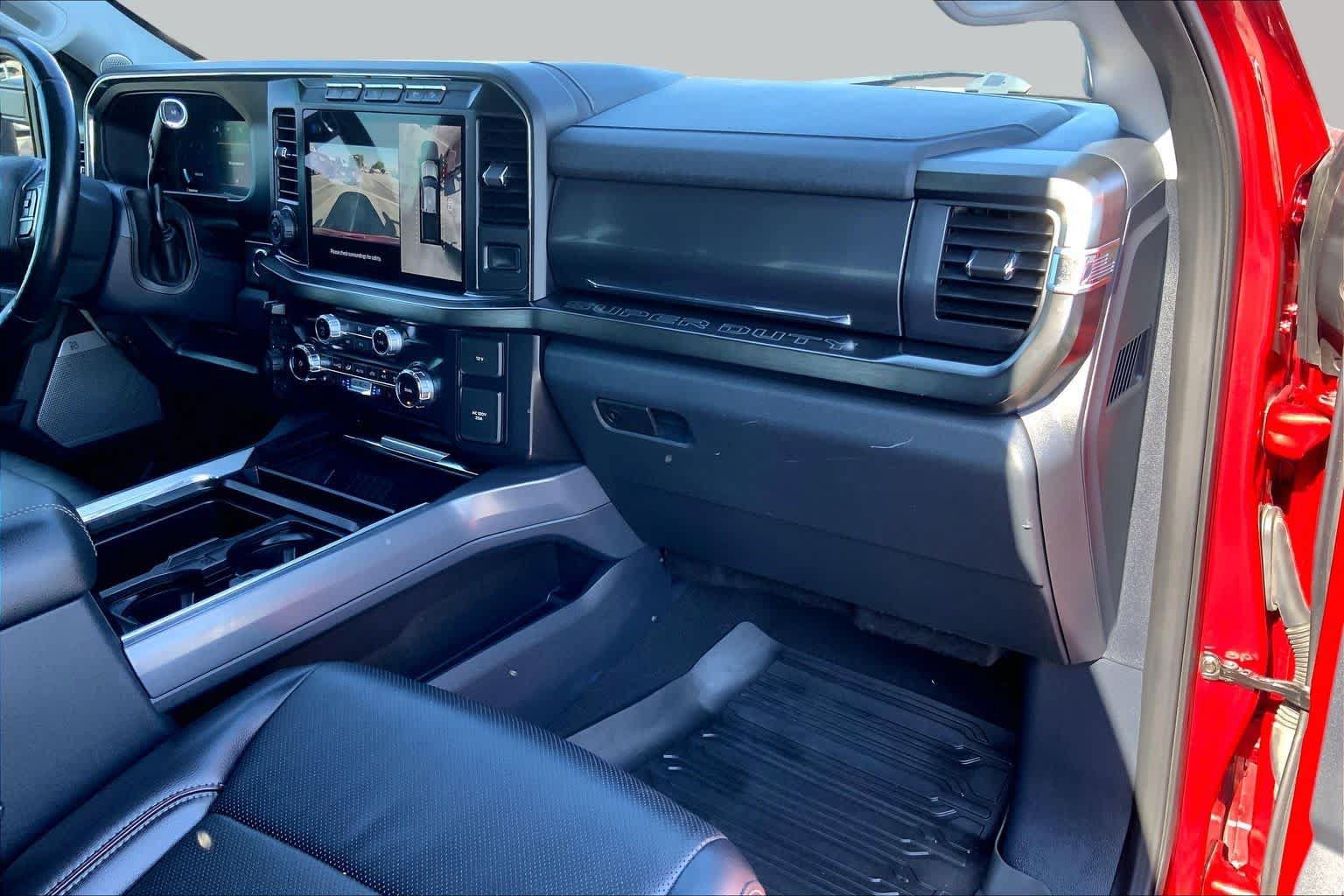 Certified 2024 Ford F250 Lariat w/ Lariat Ultimate Package AWD/4WD image 17
