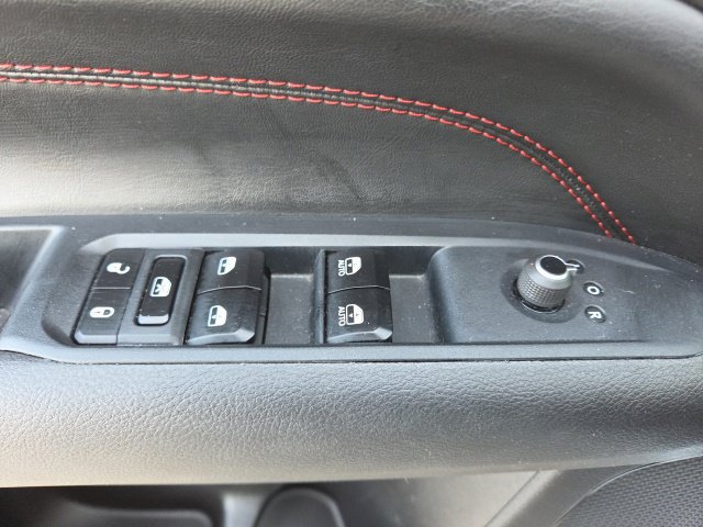 Used 2025 Jeep Compass Trailhawk AWD/4WD image 28