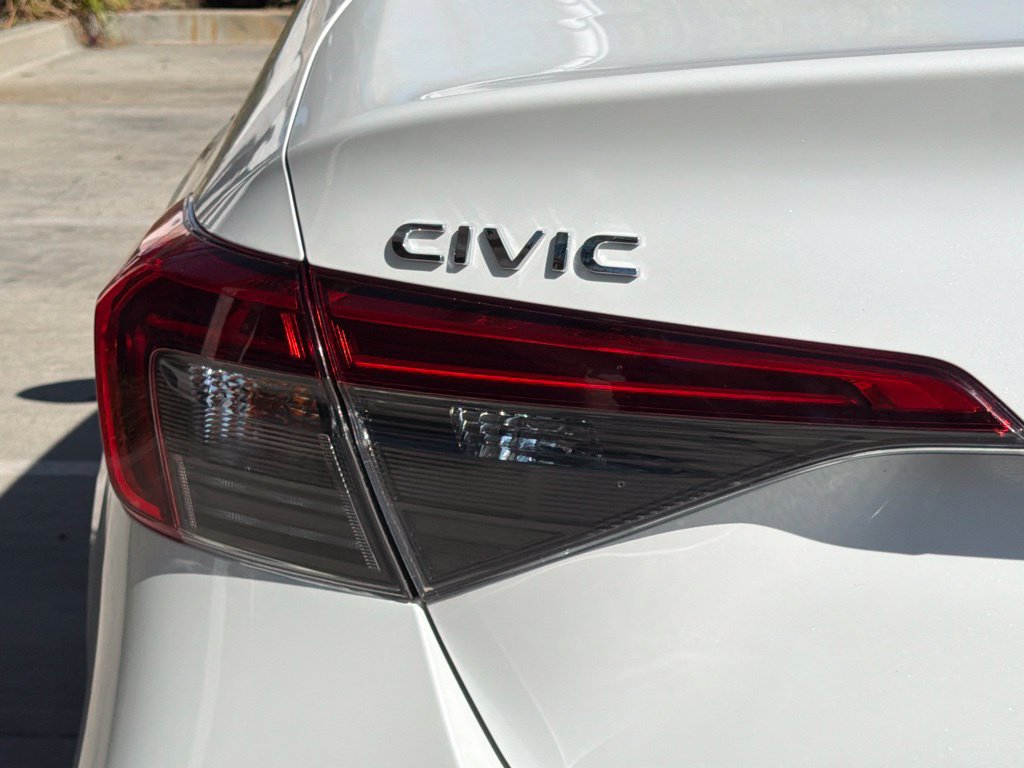 Used 2022 Honda Civic Sport image 15