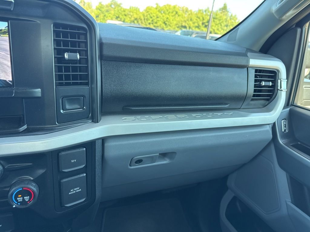 Certified 2024 Ford F350 XLT image 26