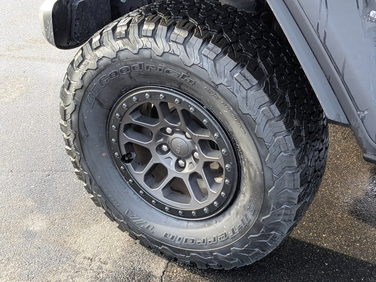 Used 2023 Jeep Wrangler Willys image 12