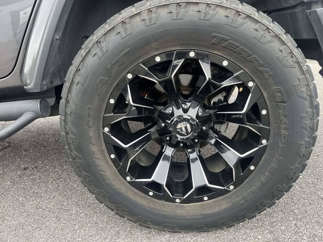 Used 2018 Jeep Wrangler Unlimited Sahara AWD/4WD image 12