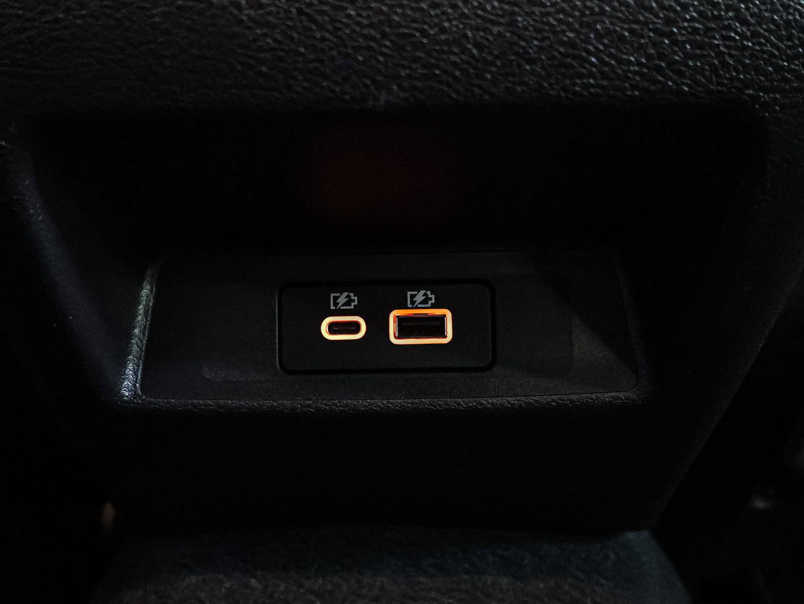 Used 2024 Nissan Altima 2.5 SV image 24