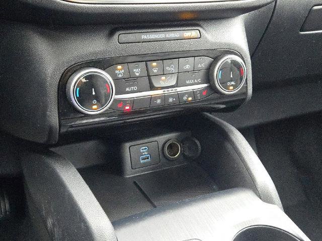 Certified 2022 Ford Escape Titanium w/ Class II Trailer Tow Package image 26