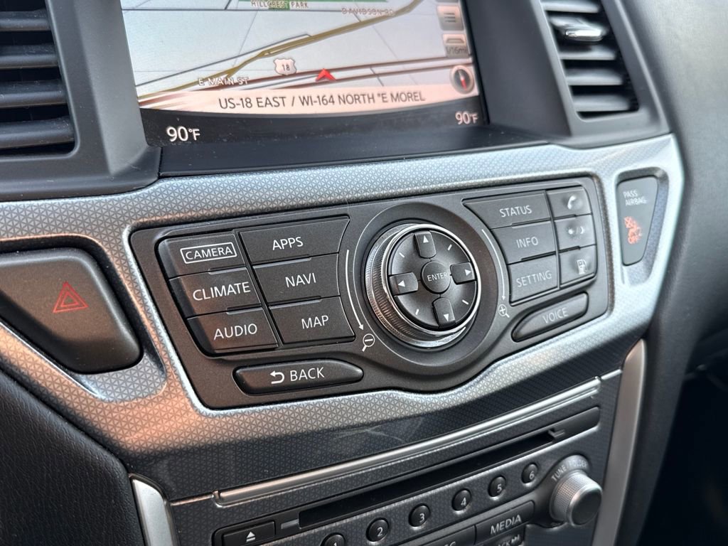 Used 2019 Nissan Pathfinder SL image 26