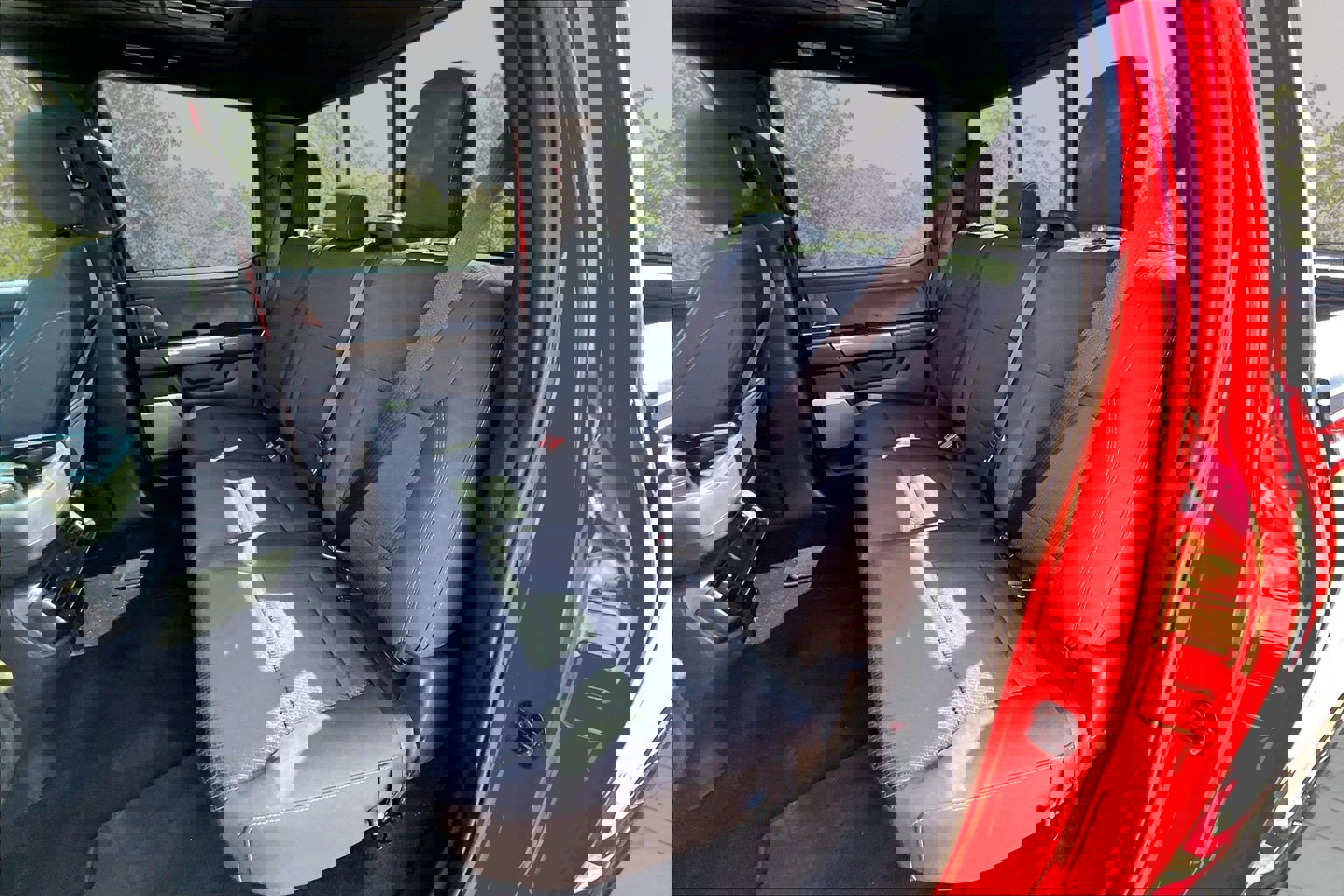 Certified 2022 Ford F150 XLT w/ Equipment Group 302A High image 27