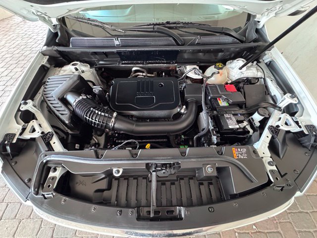 Used 2023 GMC Acadia SLT FWD image 23