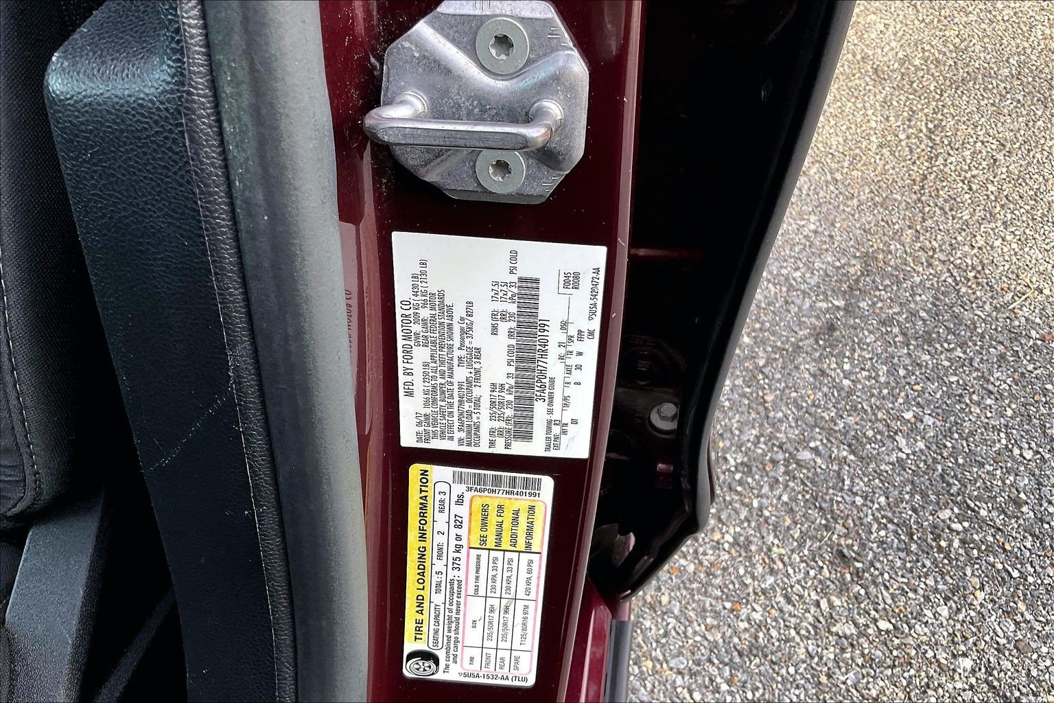 Certified 2017 Ford Fusion SE w/ Fusion SE Technology Package FWD image 35
