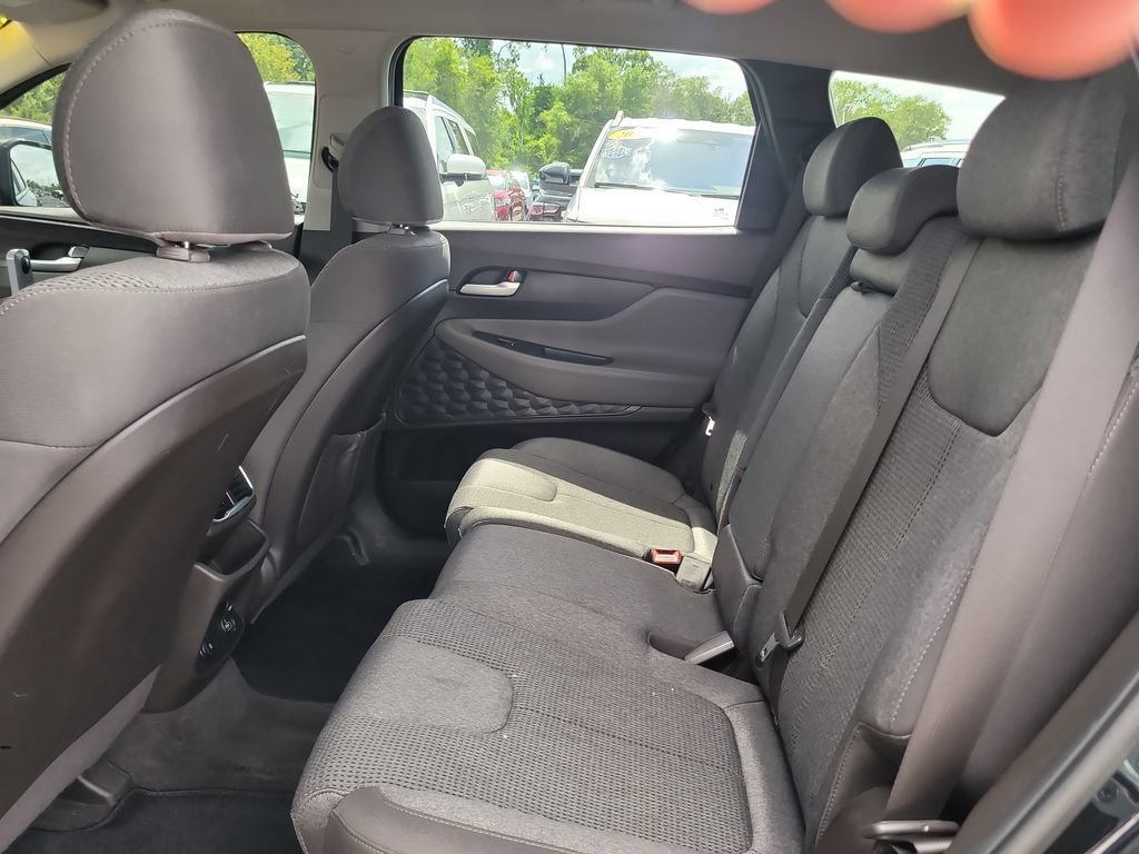 Used 2019 Hyundai Santa Fe SEL FWD image 10