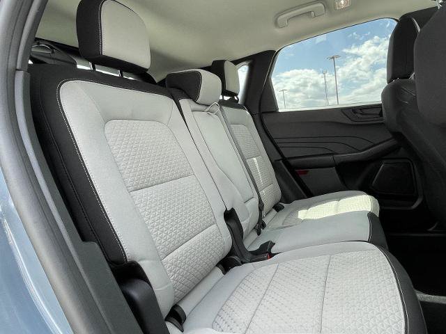 Certified 2023 Ford Escape Active AWD/4WD image 23