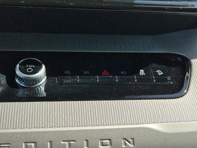 Certified 2025 Ford Expedition Max Active image 21