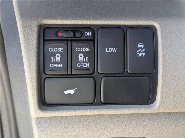 Used 2017 Honda Odyssey EX-L image 12