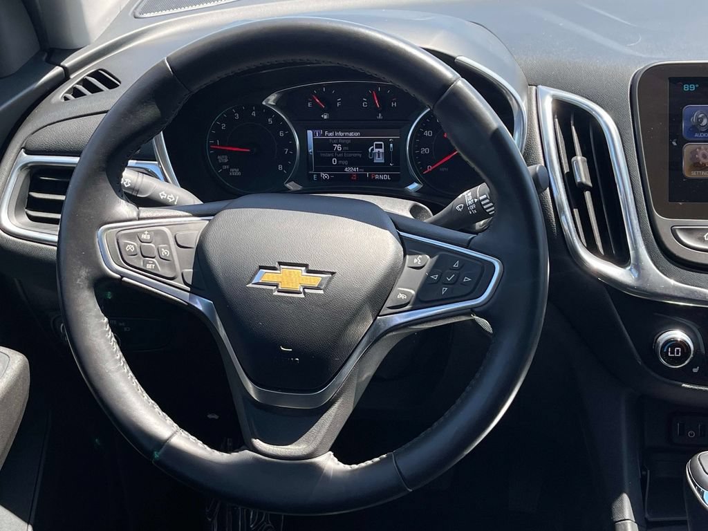 Used 2018 Chevrolet Equinox LT w/ Sun & Infotainment Package FWD image 13