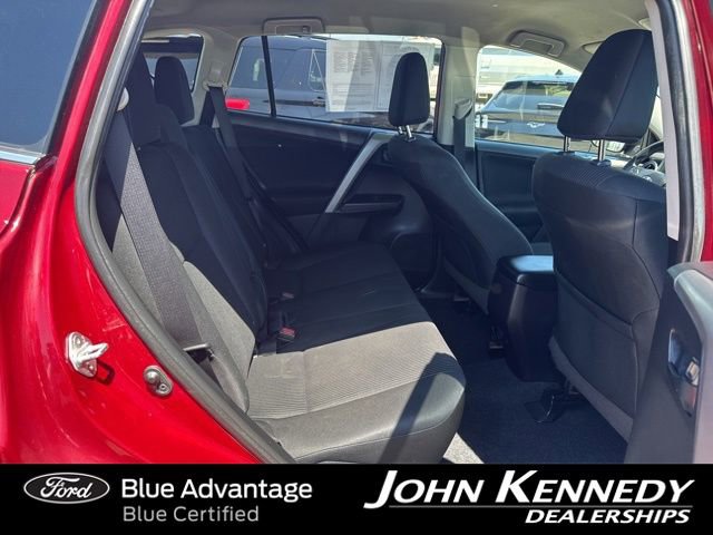 Used 2018 Toyota RAV4 LE w/ All Weather Liner Package AWD/4WD image 8