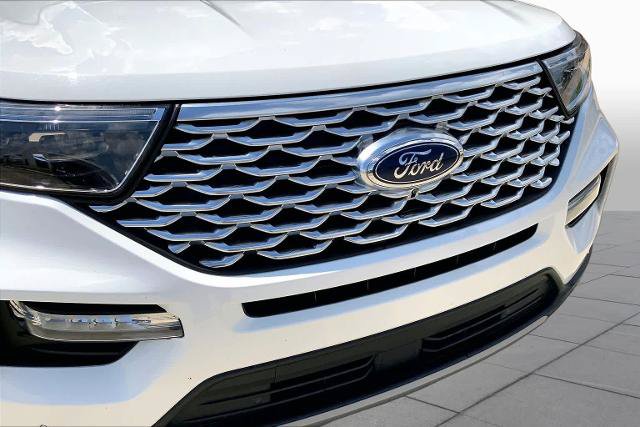 Certified 2021 Ford Explorer Platinum w/ Equipment Group 601A AWD/4WD image 30