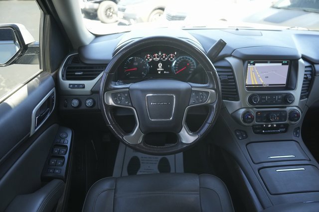 Used 2018 GMC Yukon Denali image 21