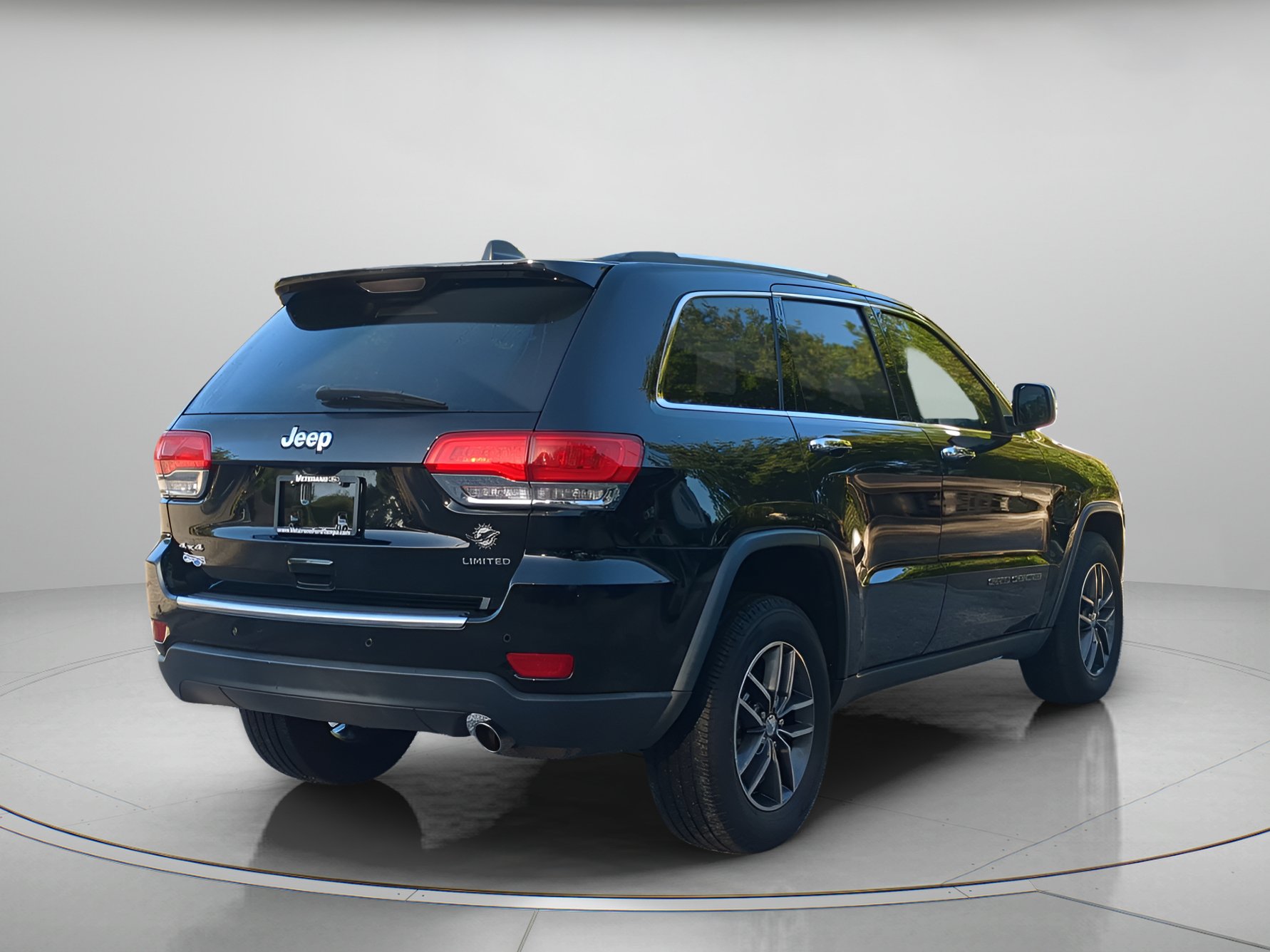 Used 2018 Jeep Grand Cherokee Limited AWD/4WD image 40