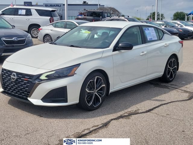 Used 2023 Nissan Altima 2.5 SR FWD image 1