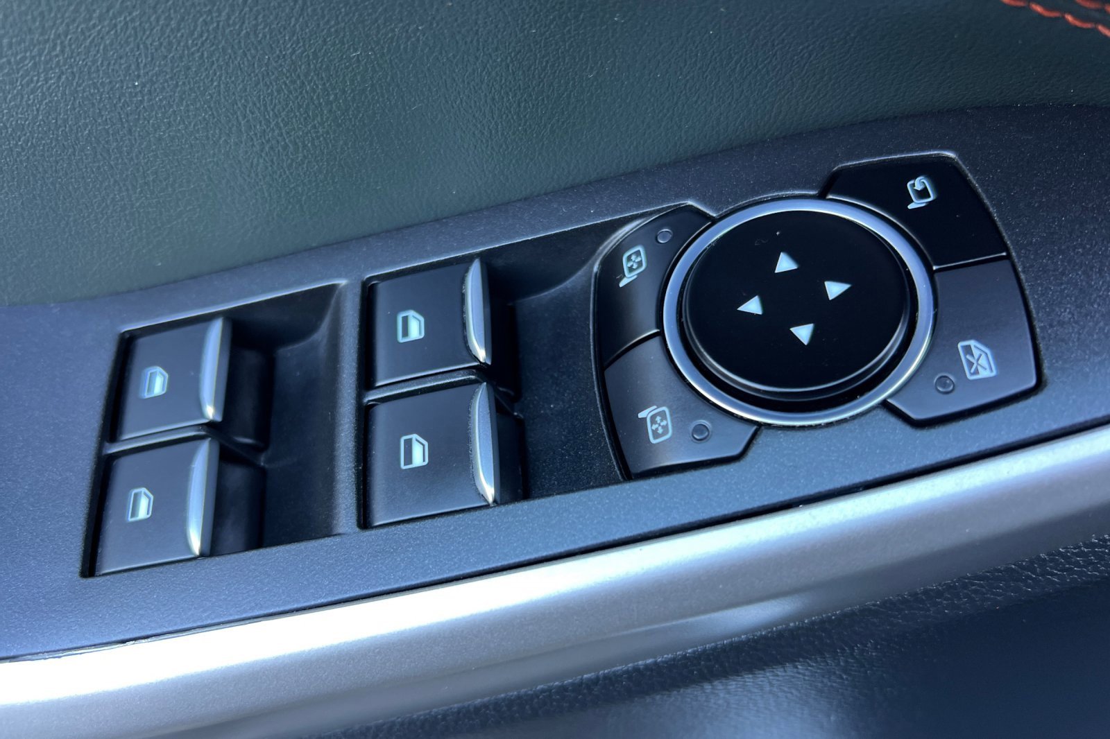 Certified 2022 Ford Explorer Timberline w/ Timberline Technology Package image 11