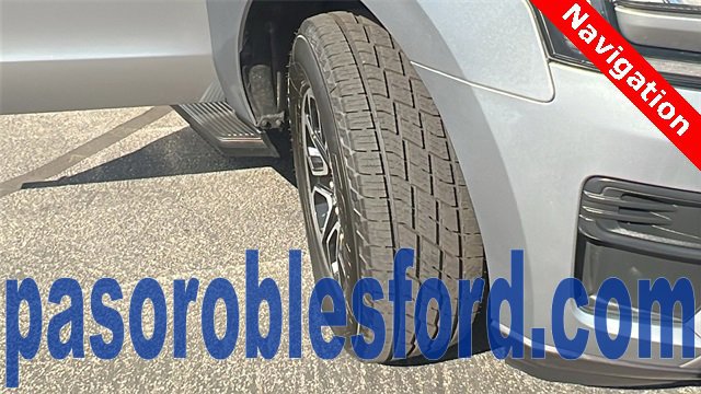 Certified 2024 Ford Expedition XLT image 10