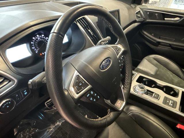 Certified 2022 Ford Edge ST w/ Equipment Group 401A image 9
