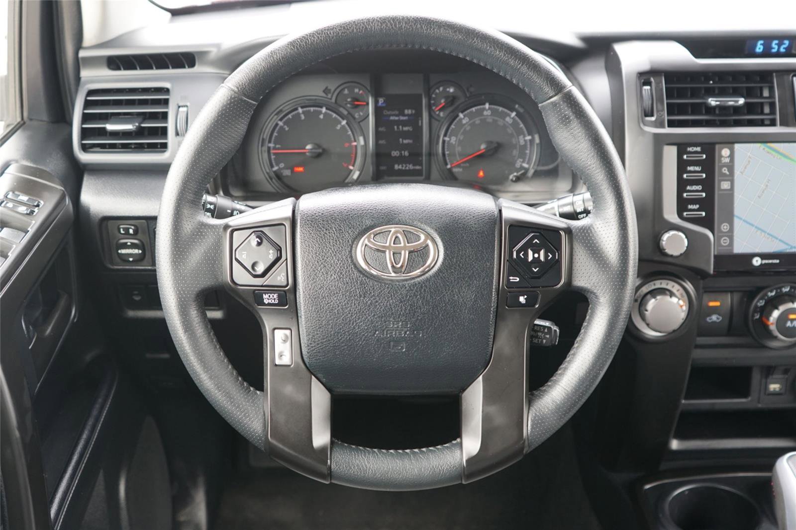 Used 2020 Toyota 4Runner SR5 Premium AWD/4WD image 27