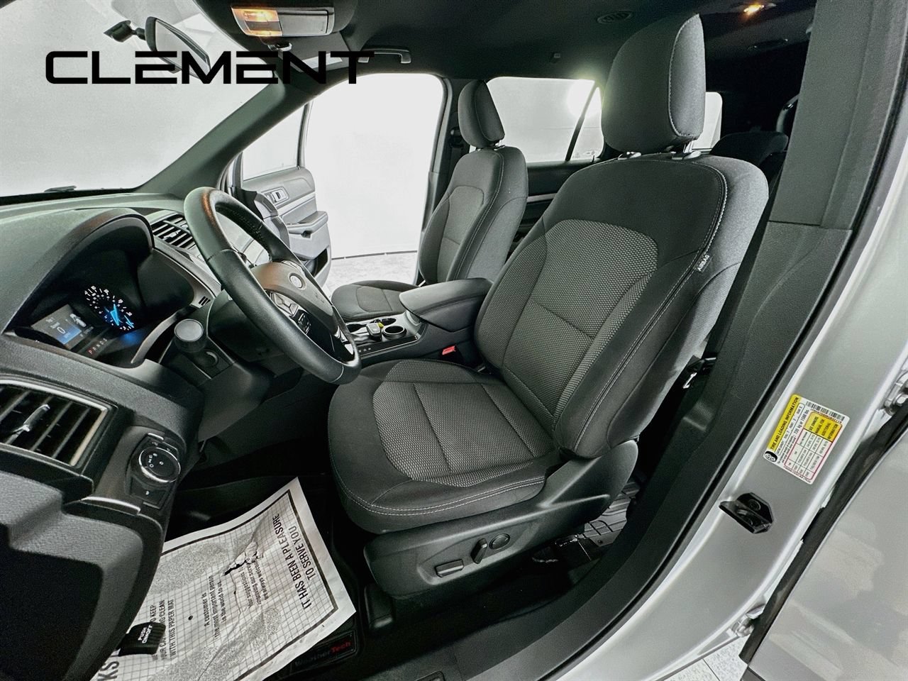Certified 2019 Ford Explorer XLT FWD image 28