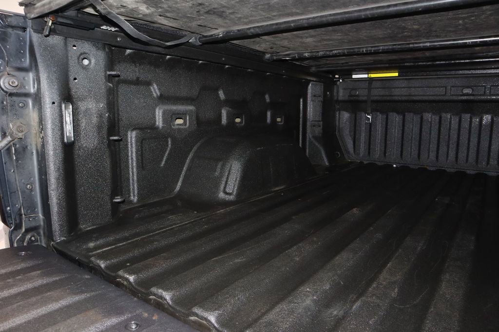 Used 2023 GMC Sierra 1500 Pro w/ Pro Value Package AWD/4WD image 17