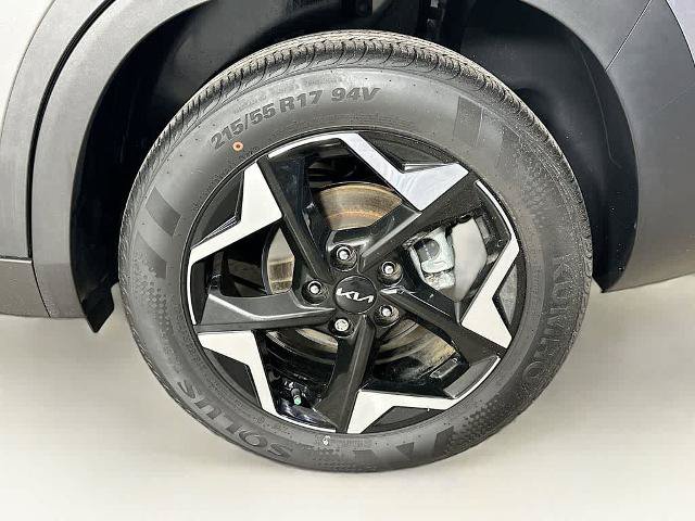 Used 2024 Kia Seltos EX FWD image 8