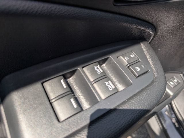 Used 2021 Honda Pilot Elite image 16