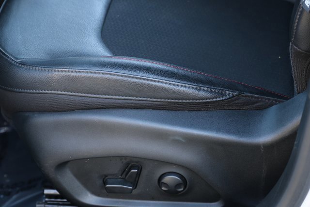 Used 2023 Jeep Compass Trailhawk w/ Trailhawk Convenience Group image 13