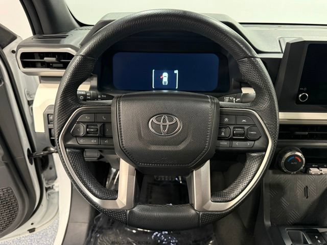 Used 2024 Toyota Tacoma TRD Off-Road AWD/4WD image 22